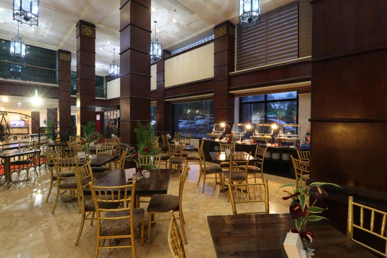Bayview Park Hotel Manila Ngoại thất bức ảnh